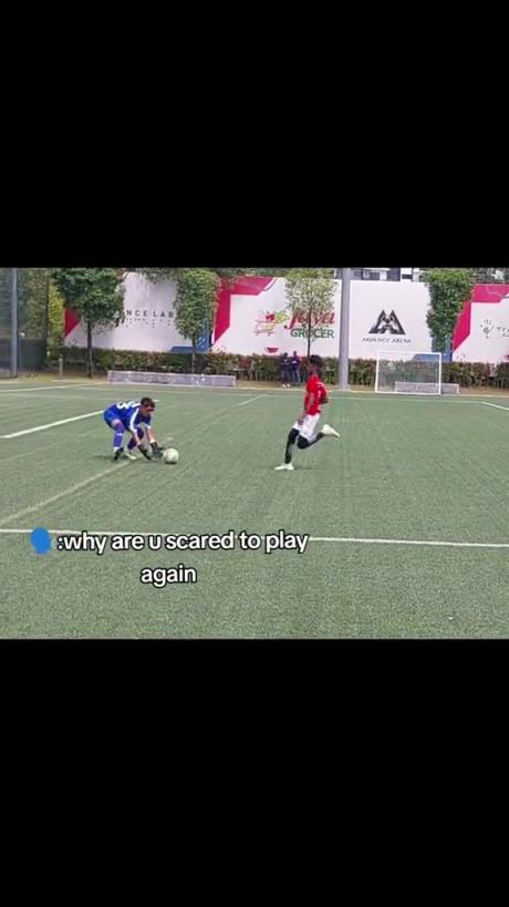 惡劣！這孩子可以終身禁止踢足球了