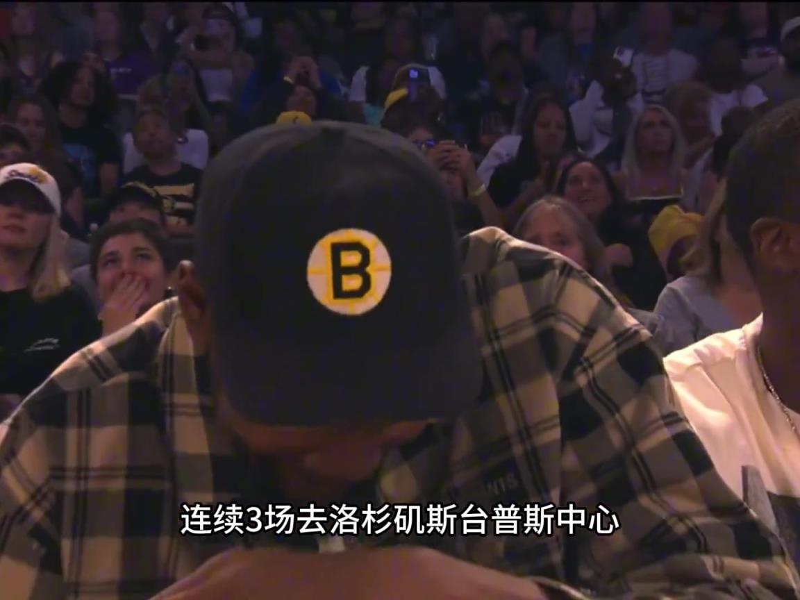 KD凡心大動(dòng)？連續(xù)三場盯梢火花隊(duì)皮衣布林克庫里‘準(zhǔn)妹夫’上線？